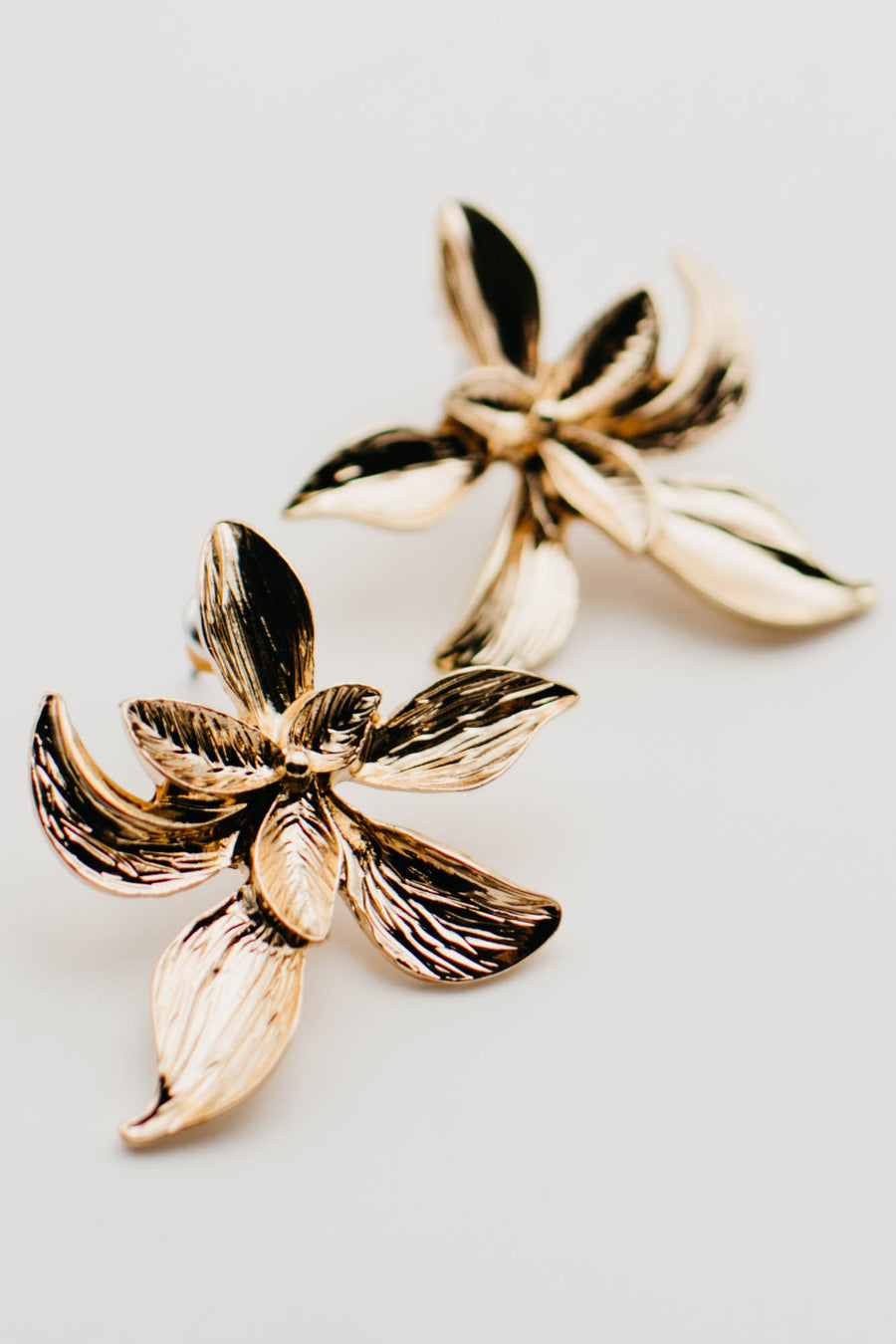 The Alexis Orchid Earring