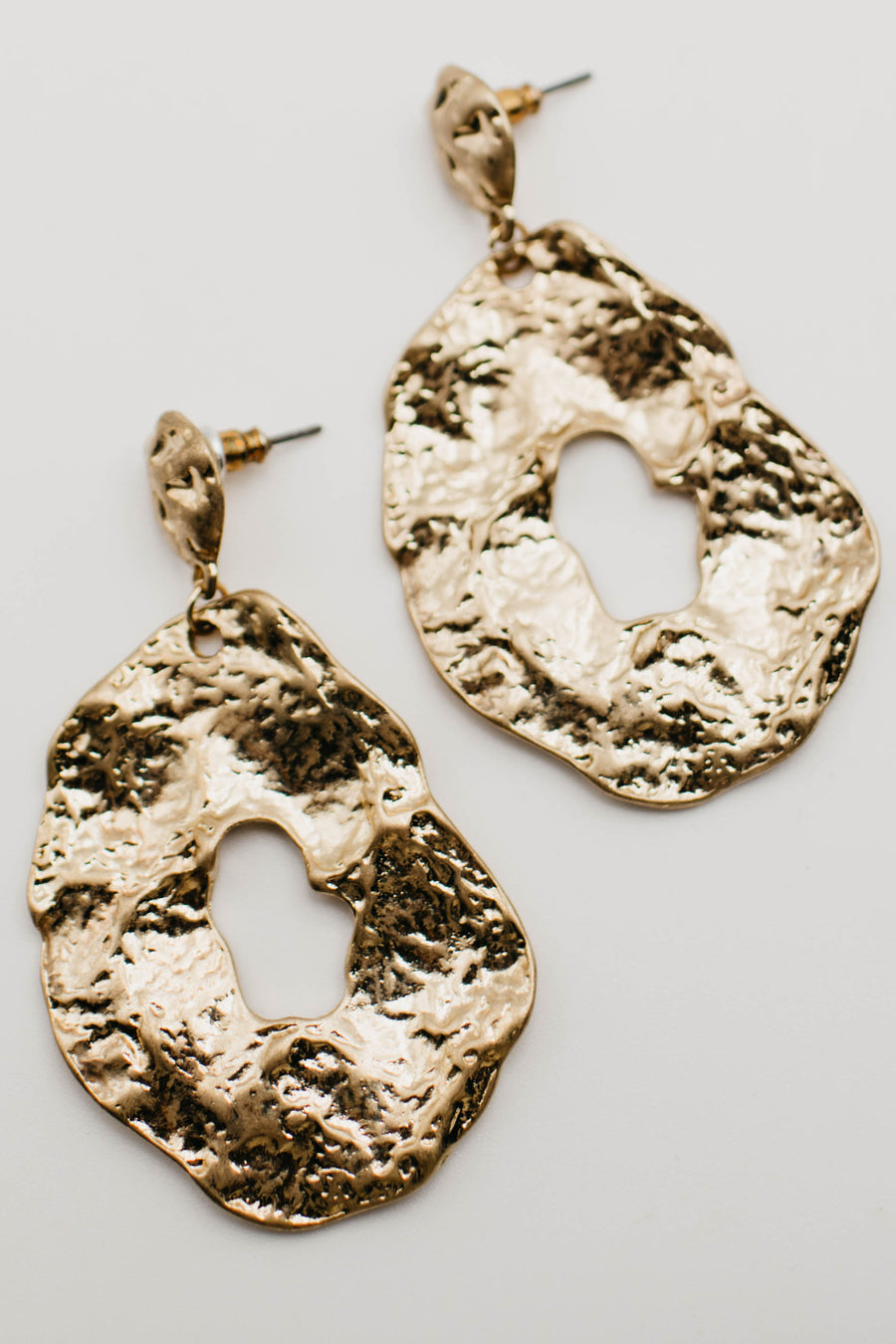 The Gracelynn Hammered Earring