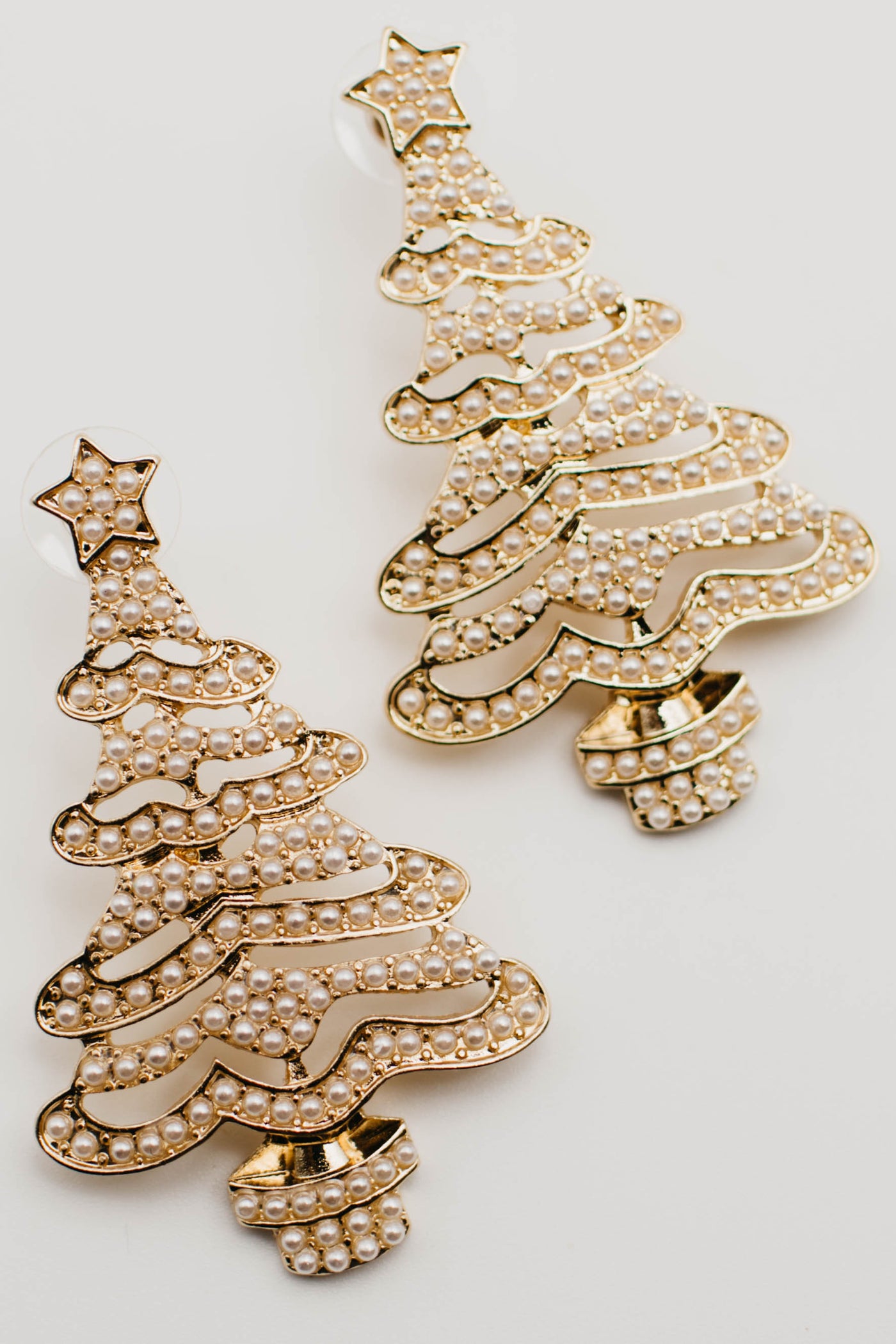 The Tamary Festive Pearl Earring