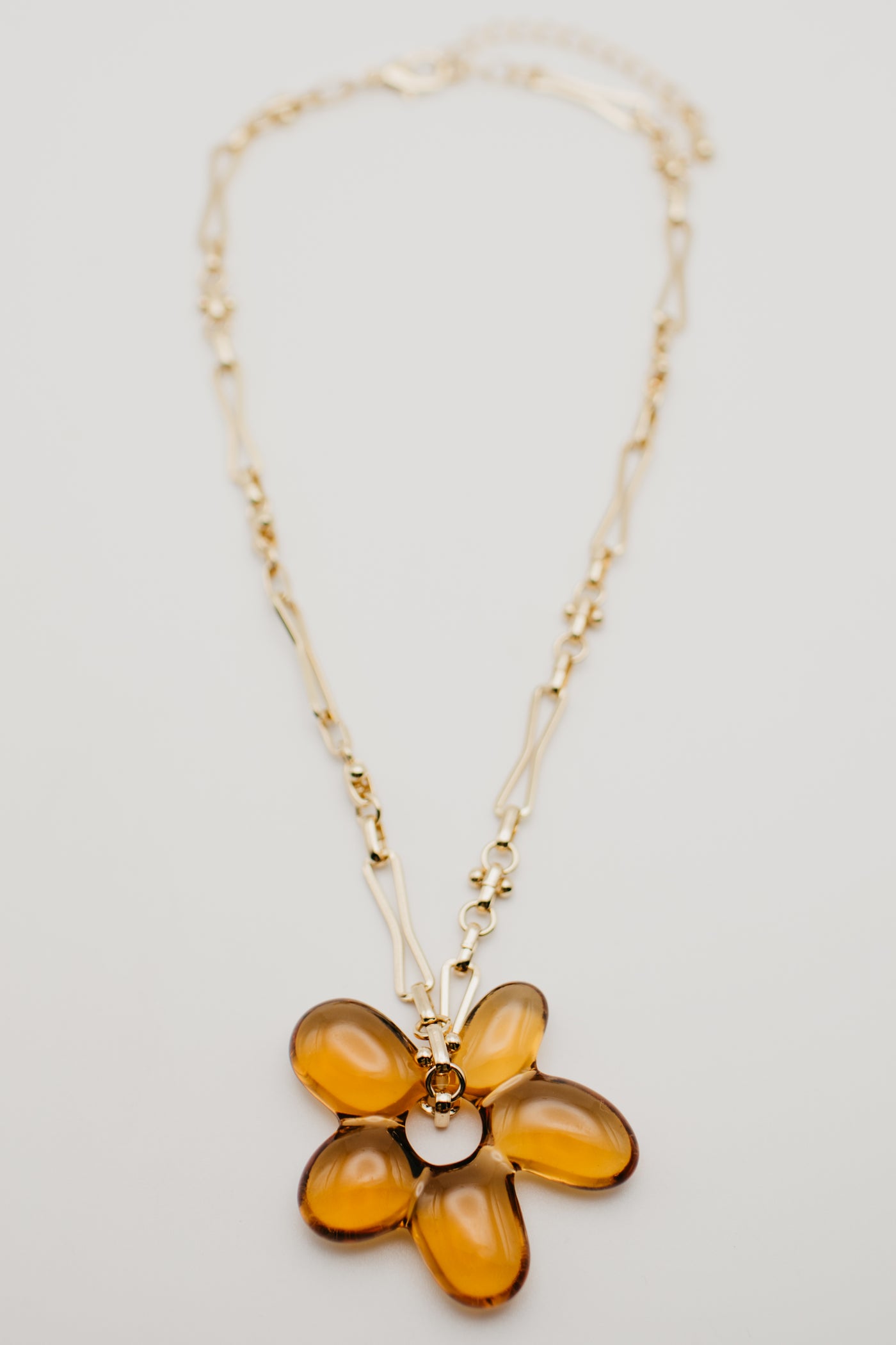 The Dreama Flower Necklace