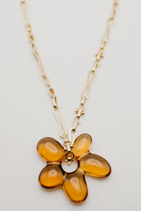 The Dreama Flower Necklace