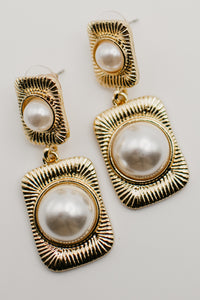 The Waylon Double Pearl Earring