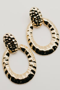 The Raven Textured Earring