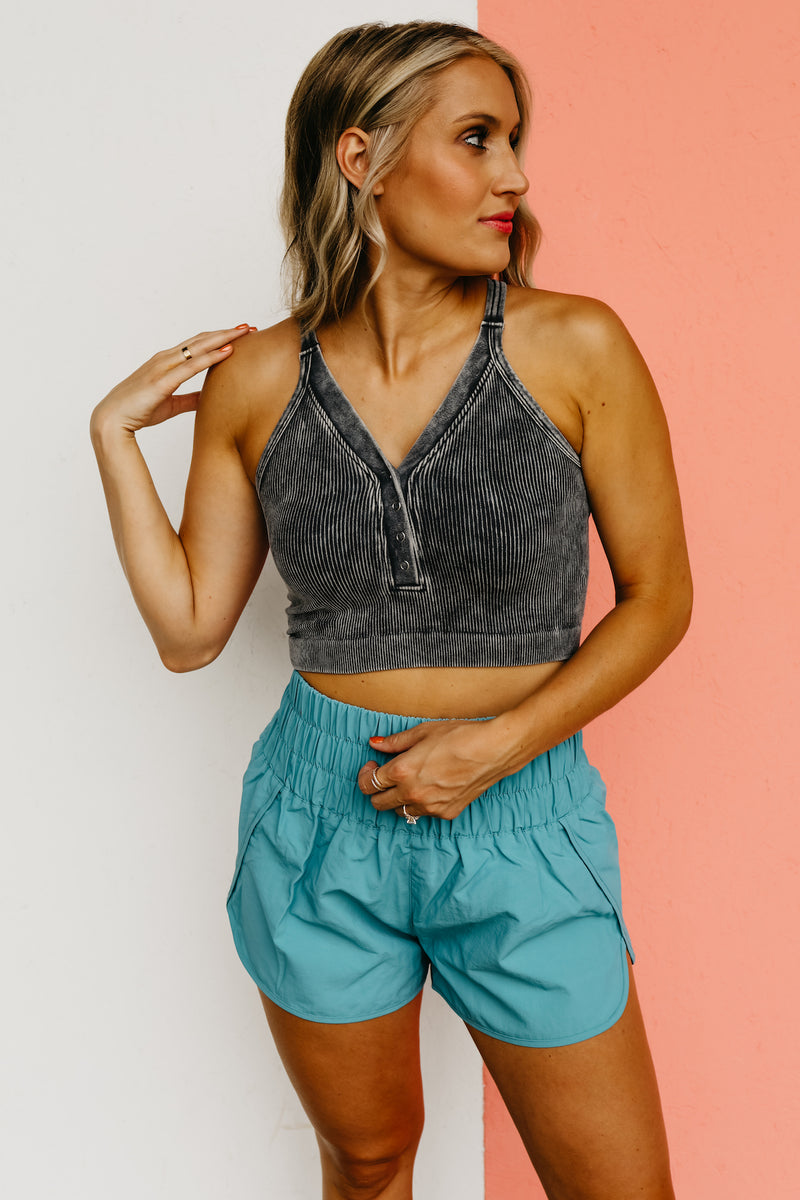 The Brylee Ribbed Snap Crop Top