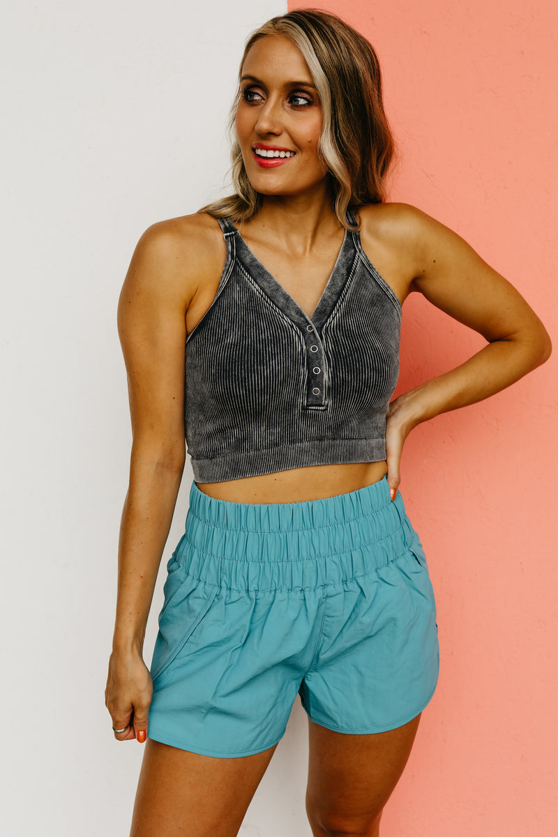 The Brylee Ribbed Snap Crop Top