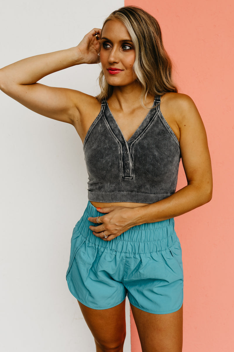 The Brylee Ribbed Snap Crop Top