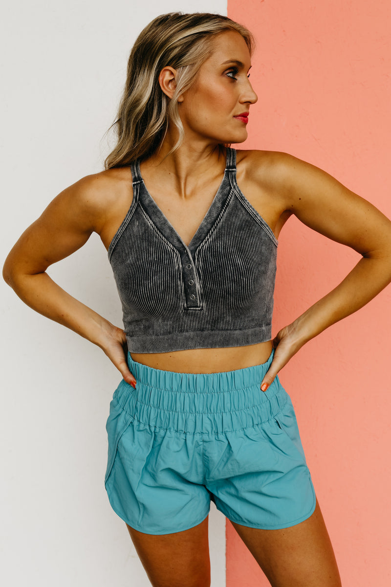 The Brylee Ribbed Snap Crop Top