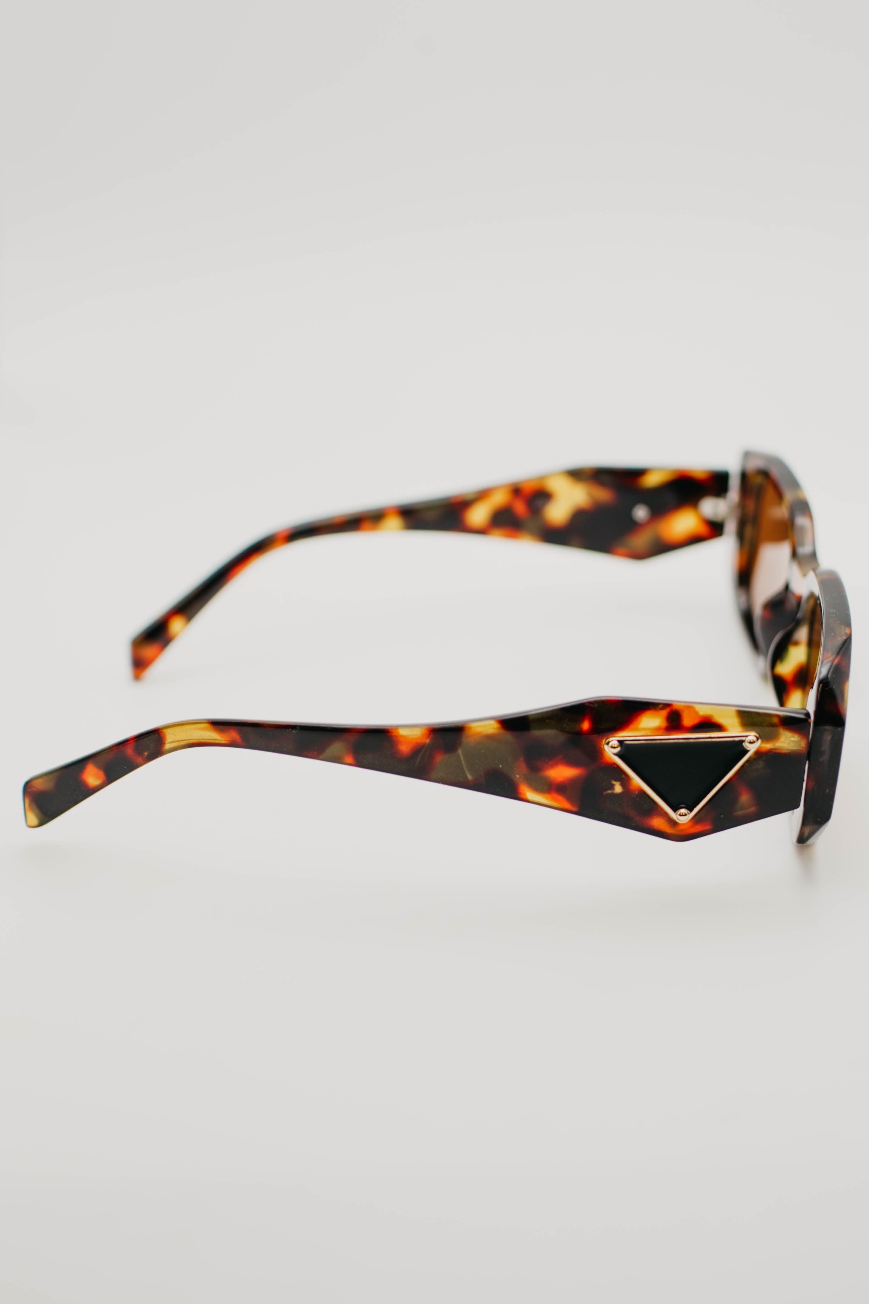 The Mariah Rectangle Sunglasses