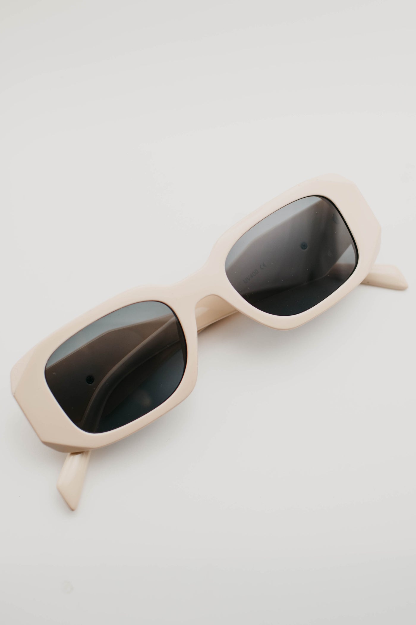 The Mariah Rectangle Sunglasses