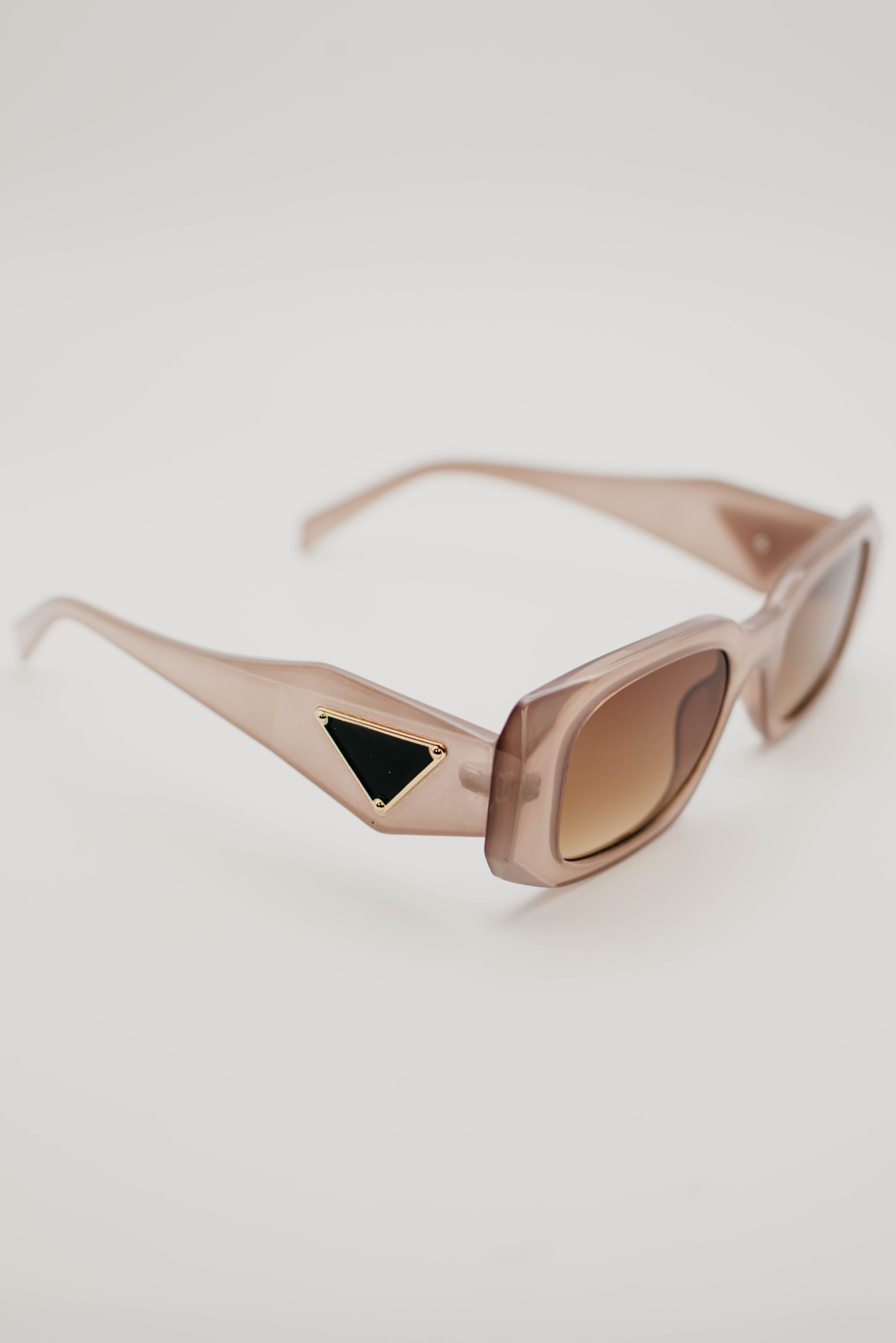 The Mariah Rectangle Sunglasses