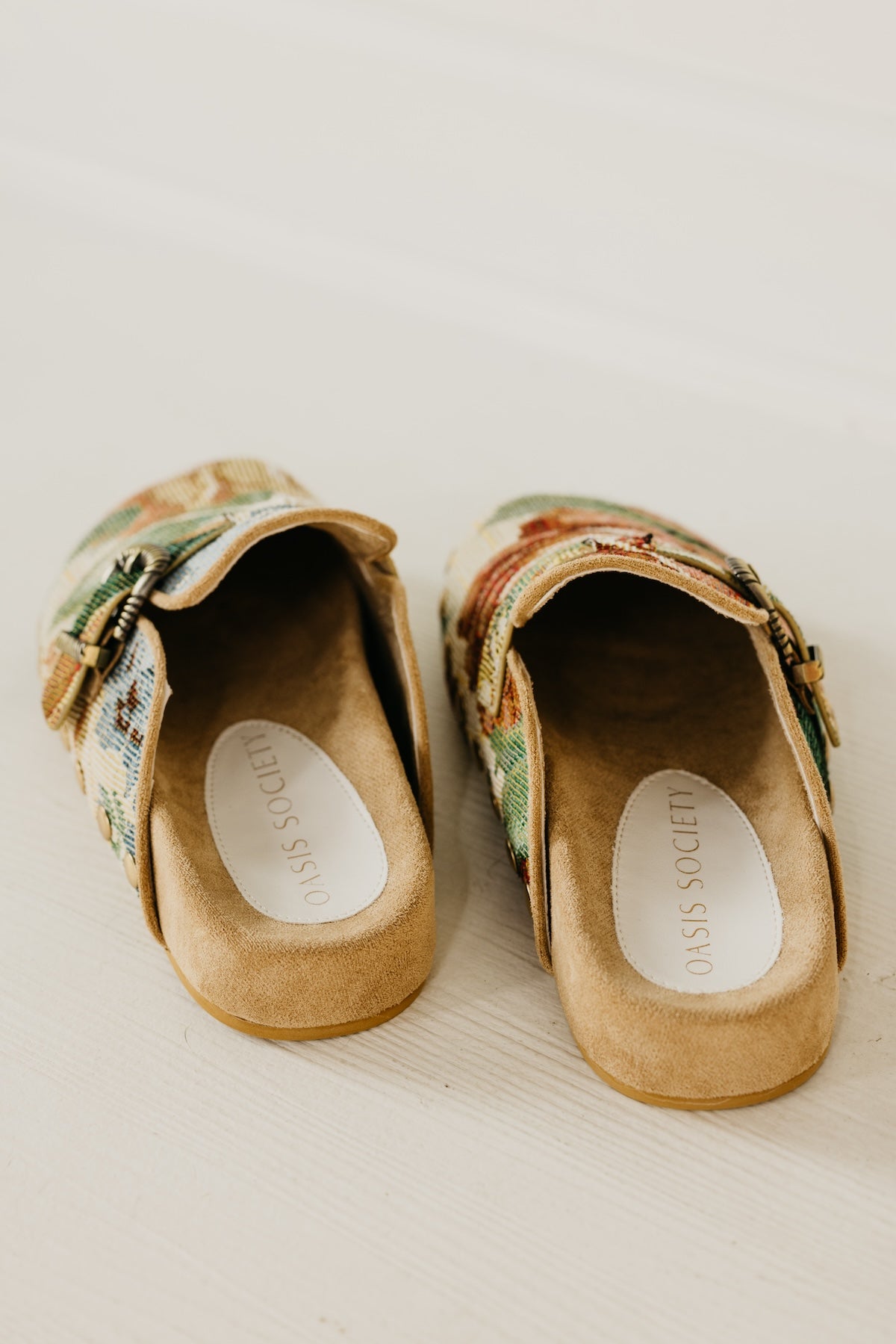The Toni Vintage Floral Clog