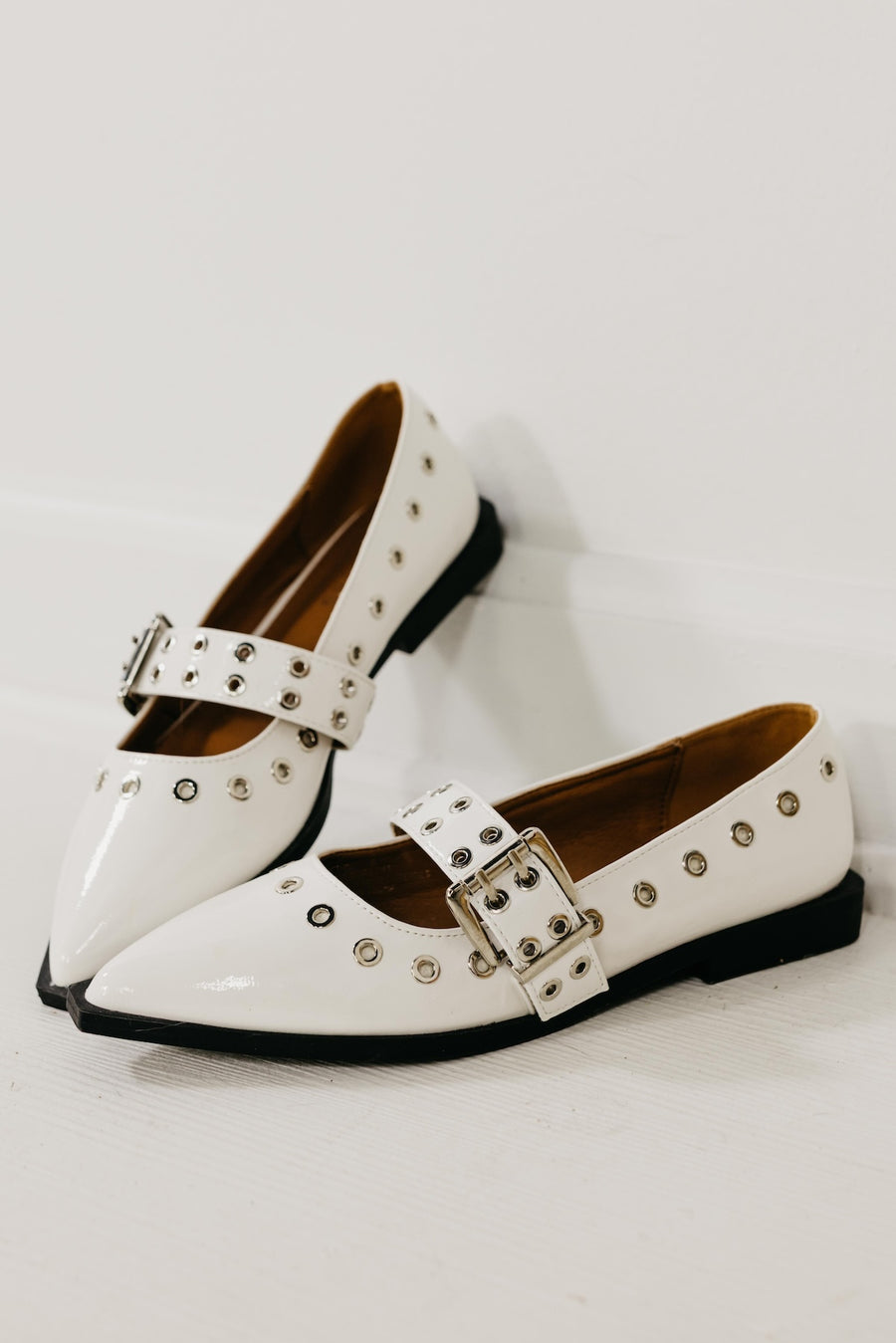 The Astra Rivet Flat