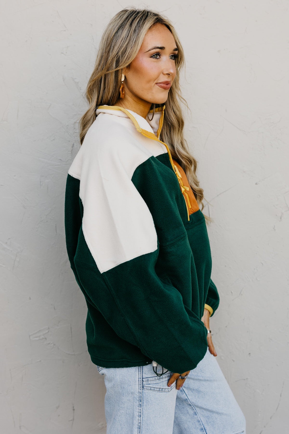 The Lindie Fleece Pullover