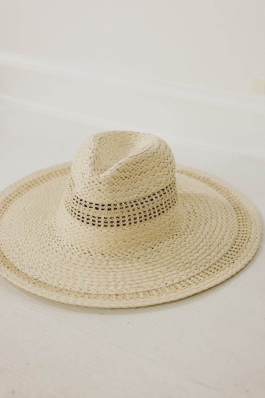 The Alyce Flat Brim Straw Hat