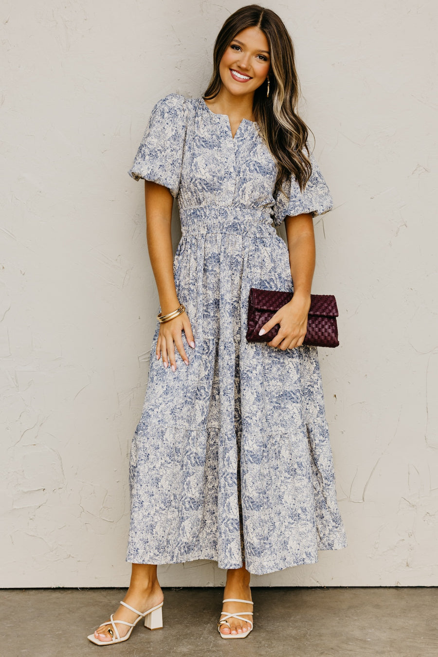 The Vivvy Floral Tiered Maxi Dress