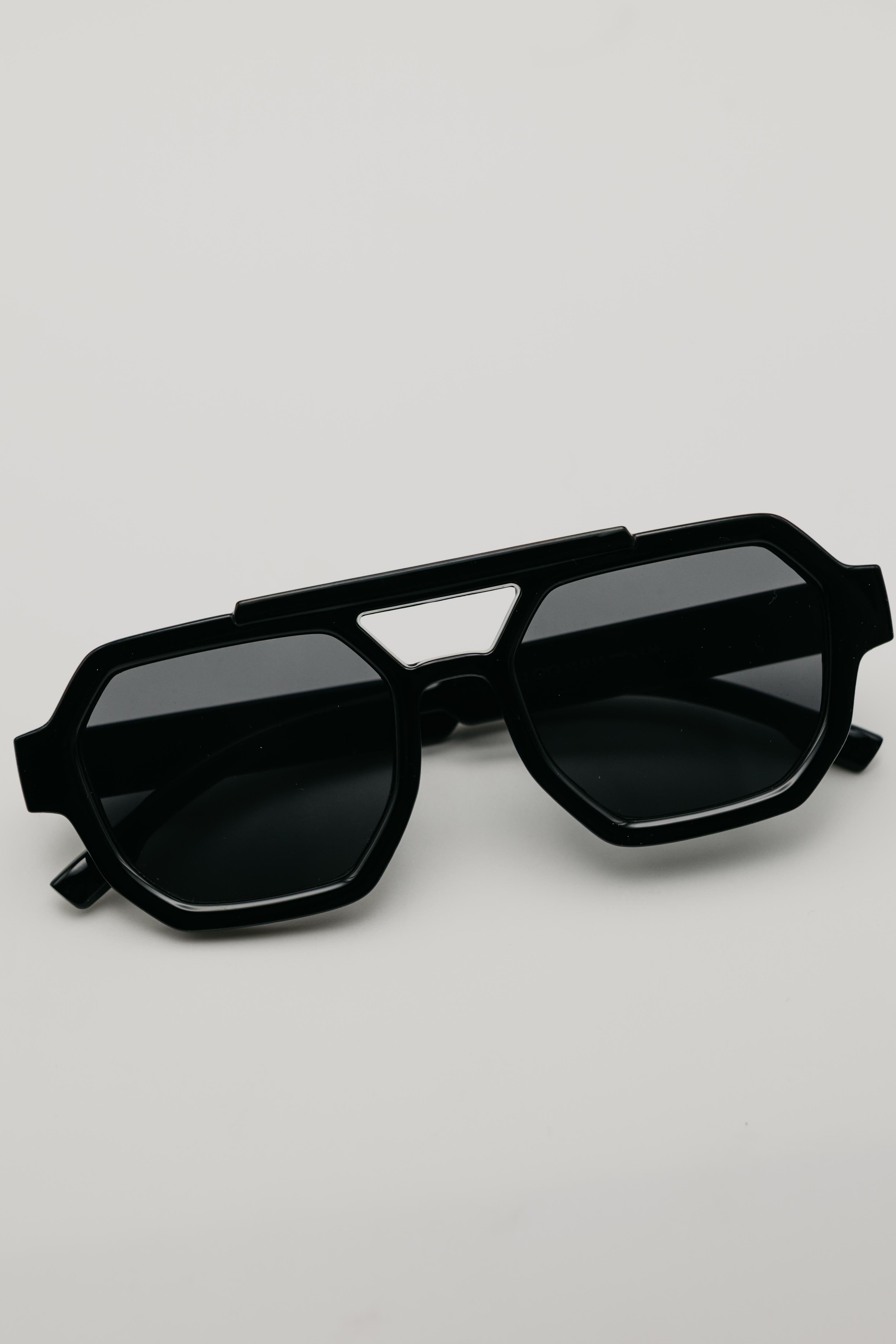 The Ariel Square Sunglasses