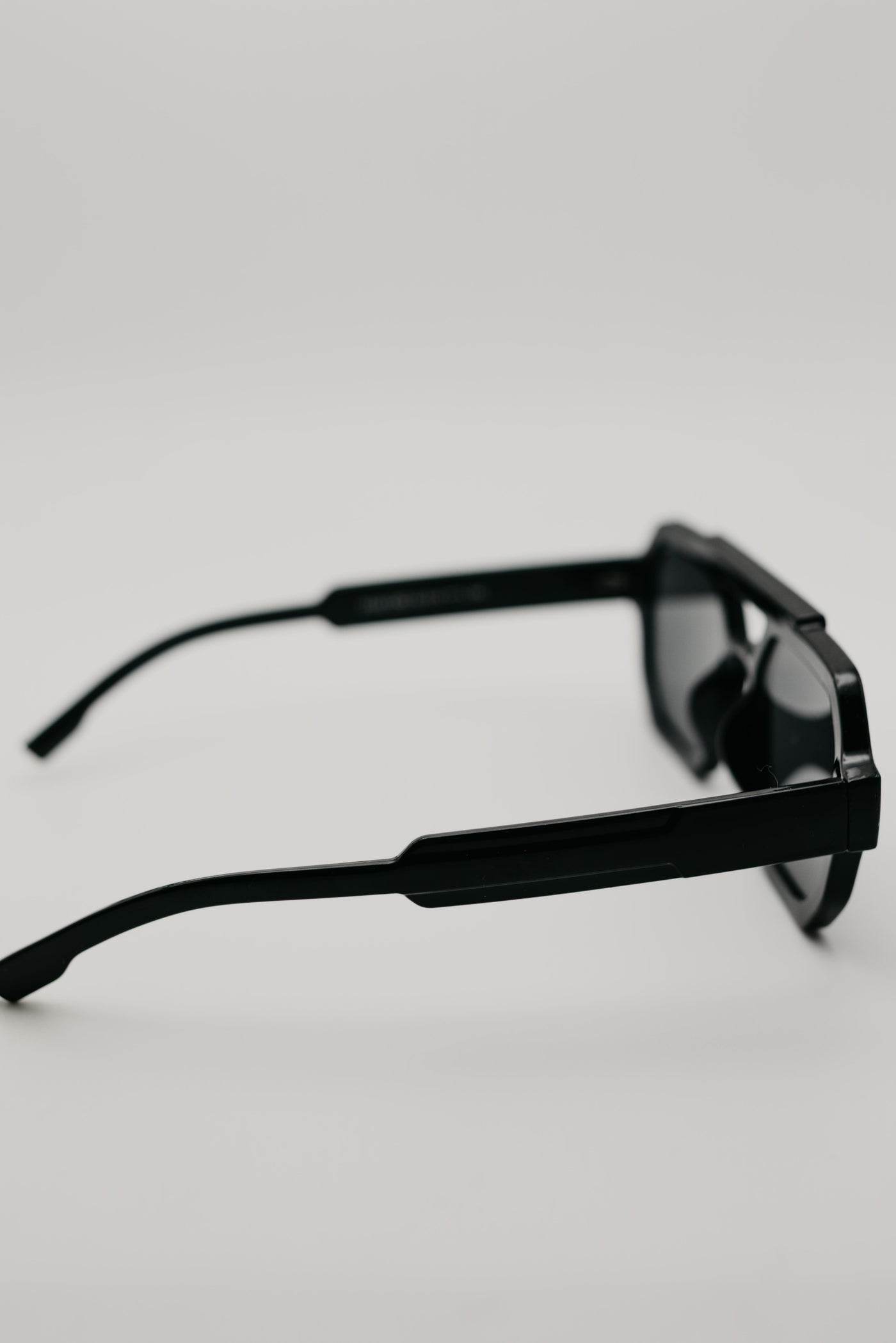 The Ariel Square Sunglasses