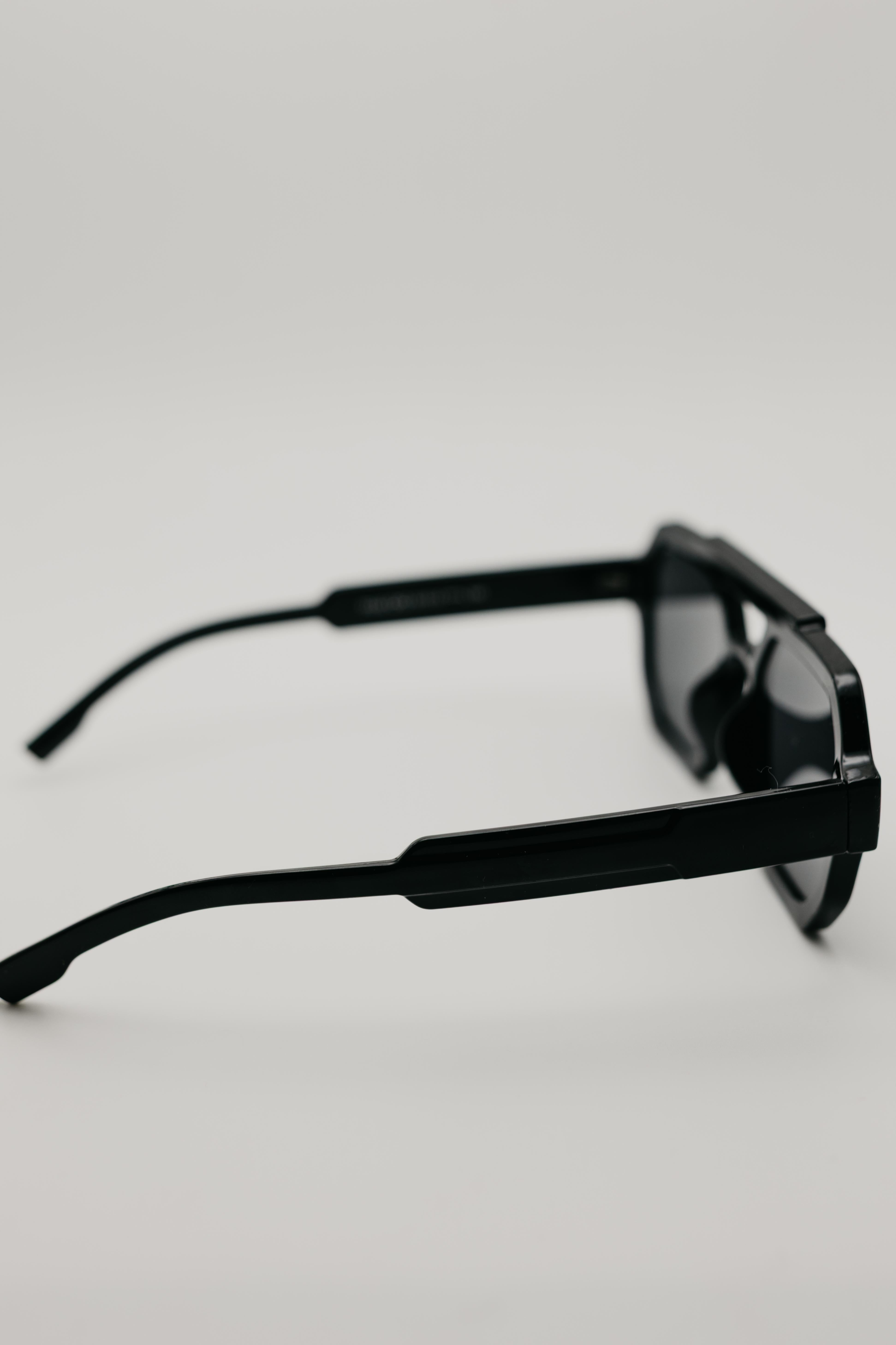 The Ariel Square Sunglasses