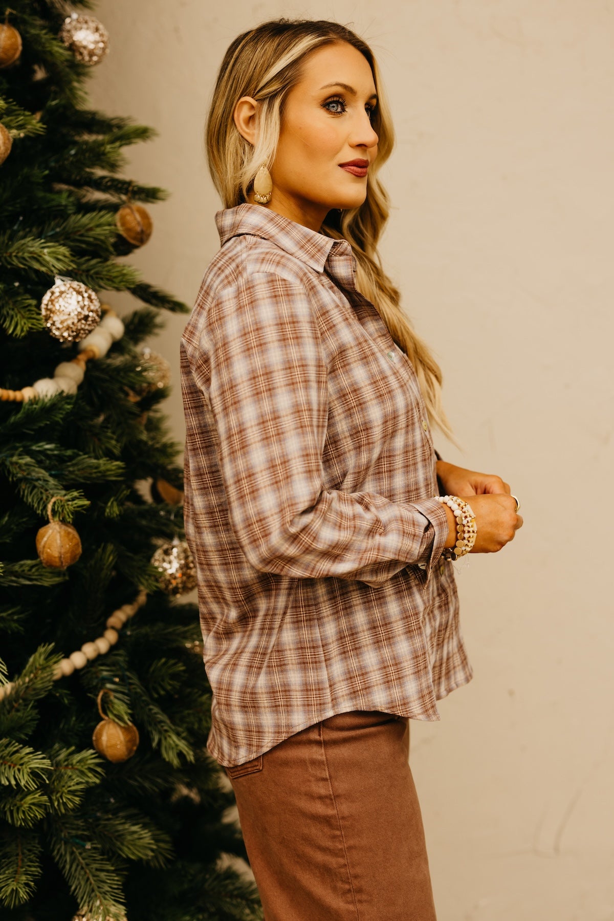 The Ripley Plaid Button Down Shirt - Latte