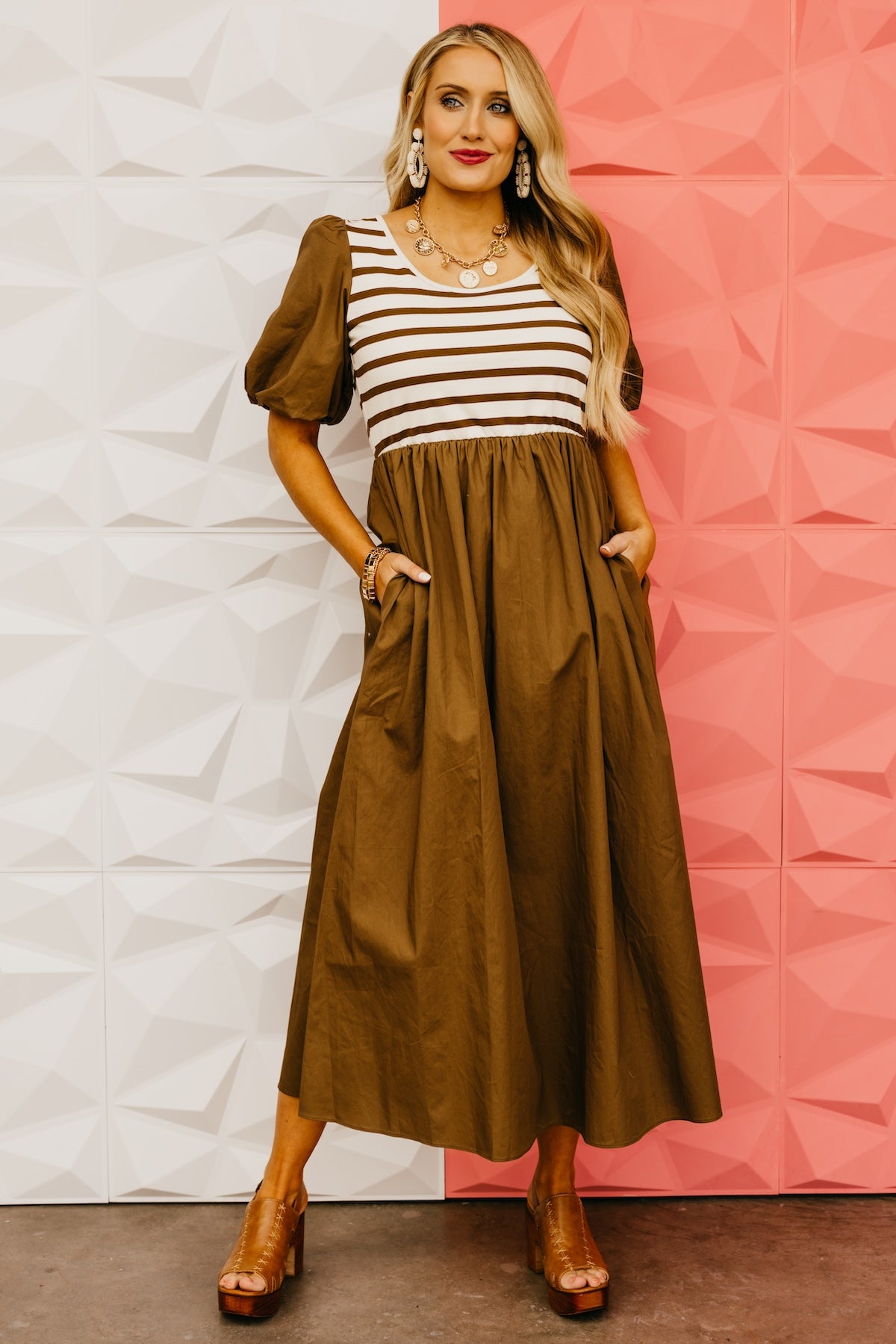 The Jayda Balloon Sleeve Midi Dress