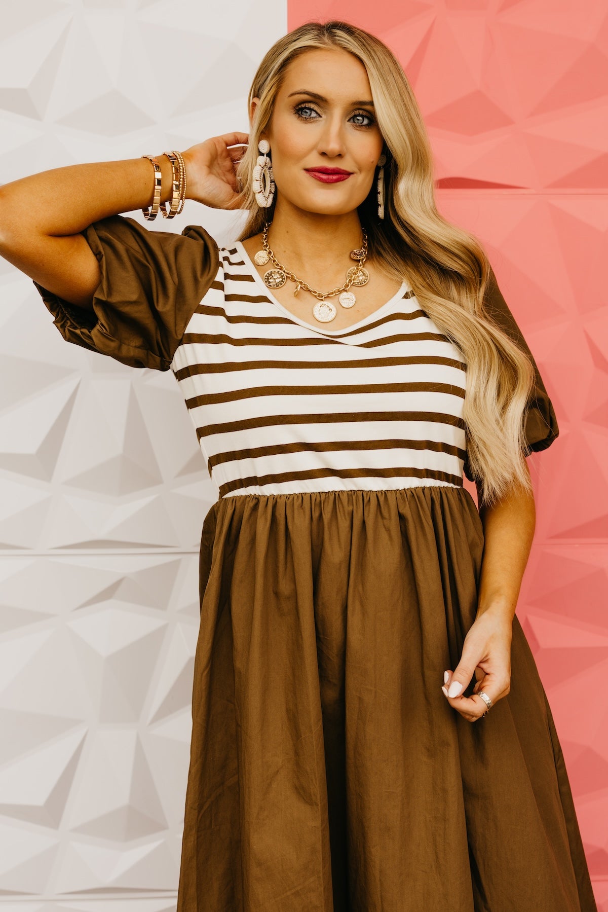 The Jayda Balloon Sleeve Midi Dress