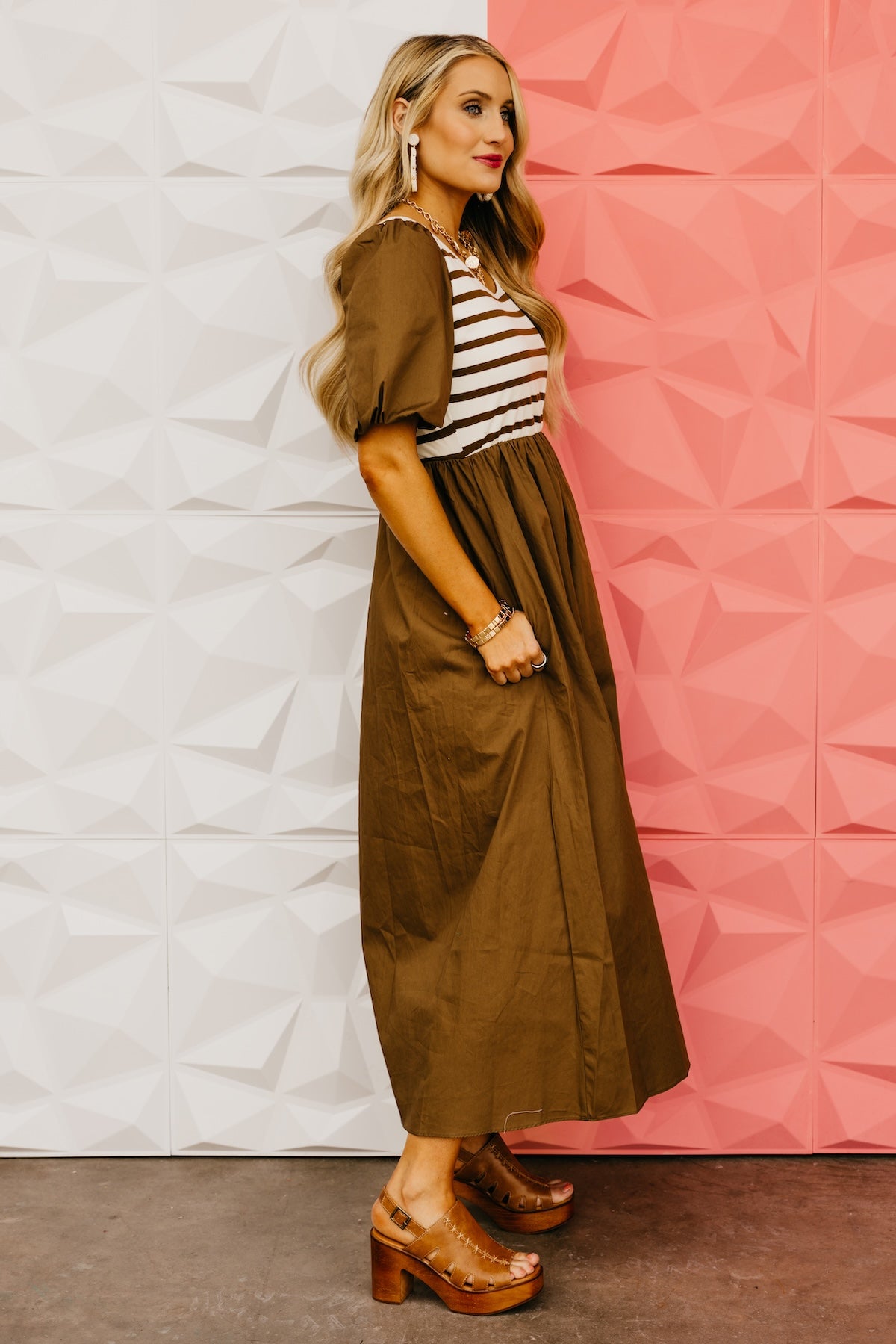 The Jayda Balloon Sleeve Midi Dress