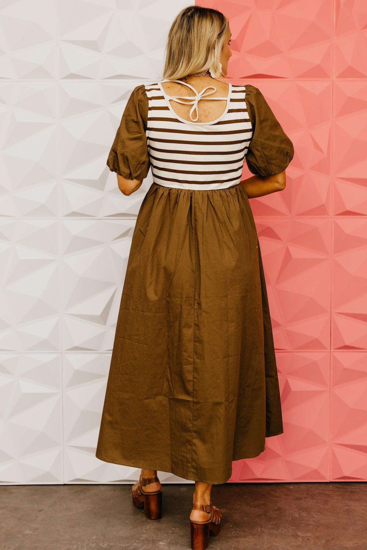 The Jayda Balloon Sleeve Midi Dress