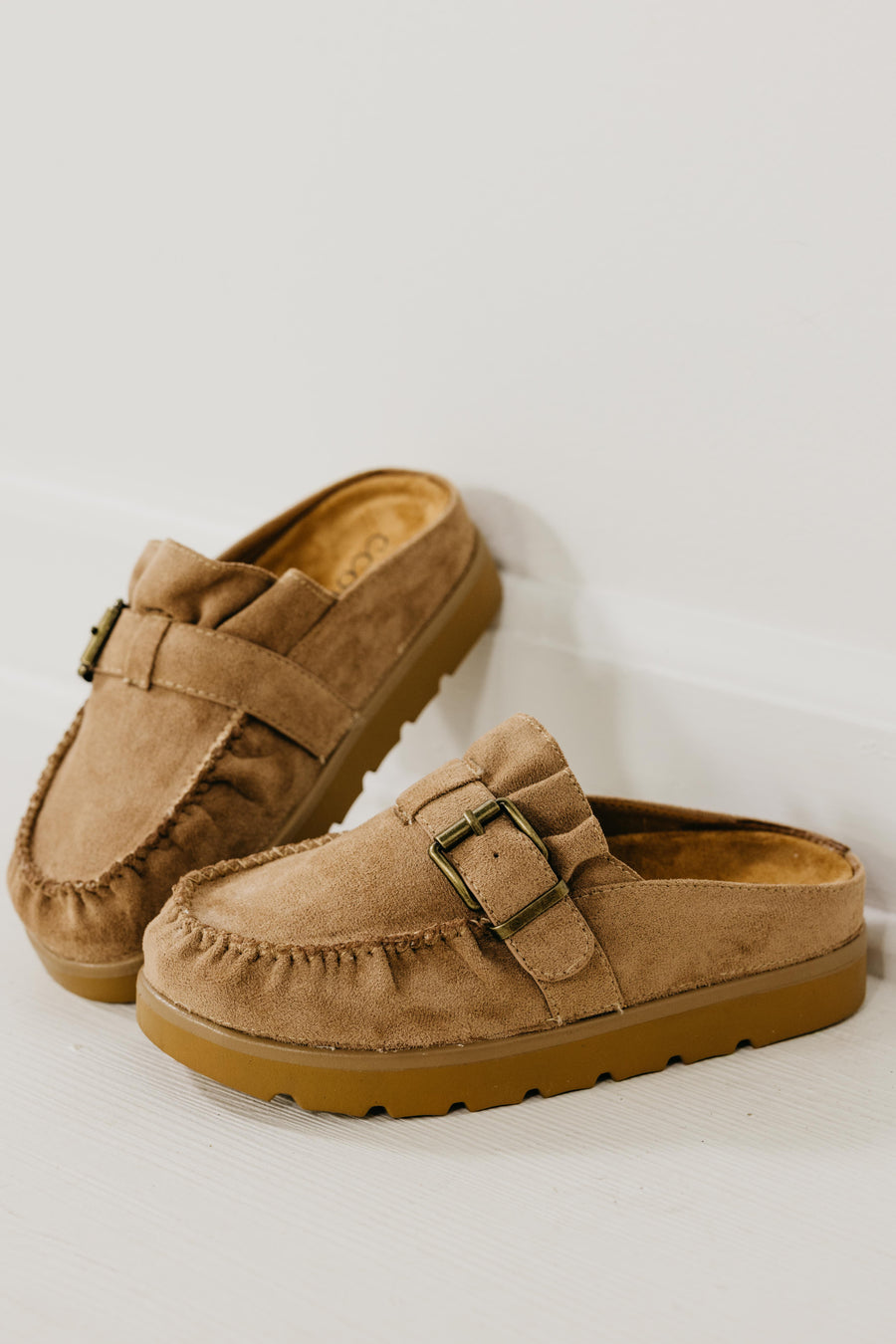The Effy Moccassin Mule
