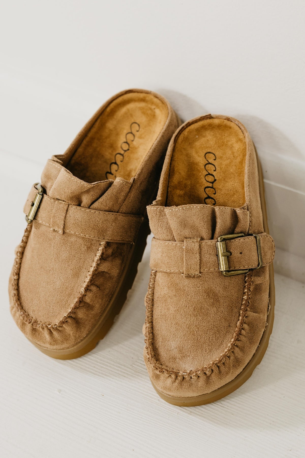 The Effy Moccassin Mule