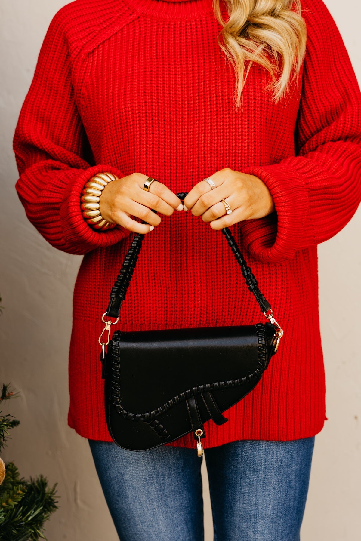 The Phelia Saddle Crossbody Handbag