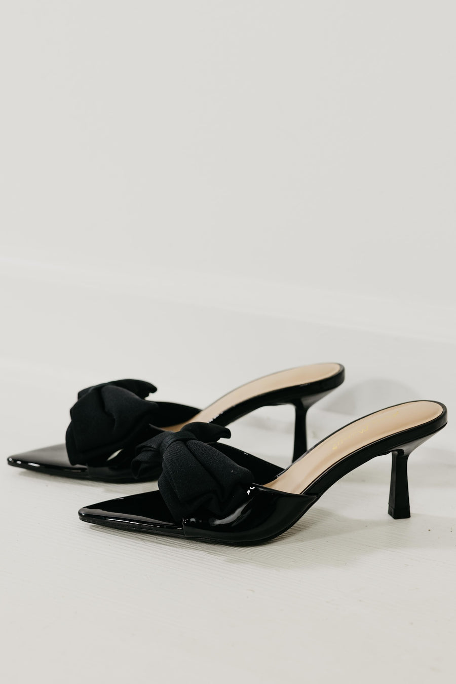 The Bermuda Kitten Heel