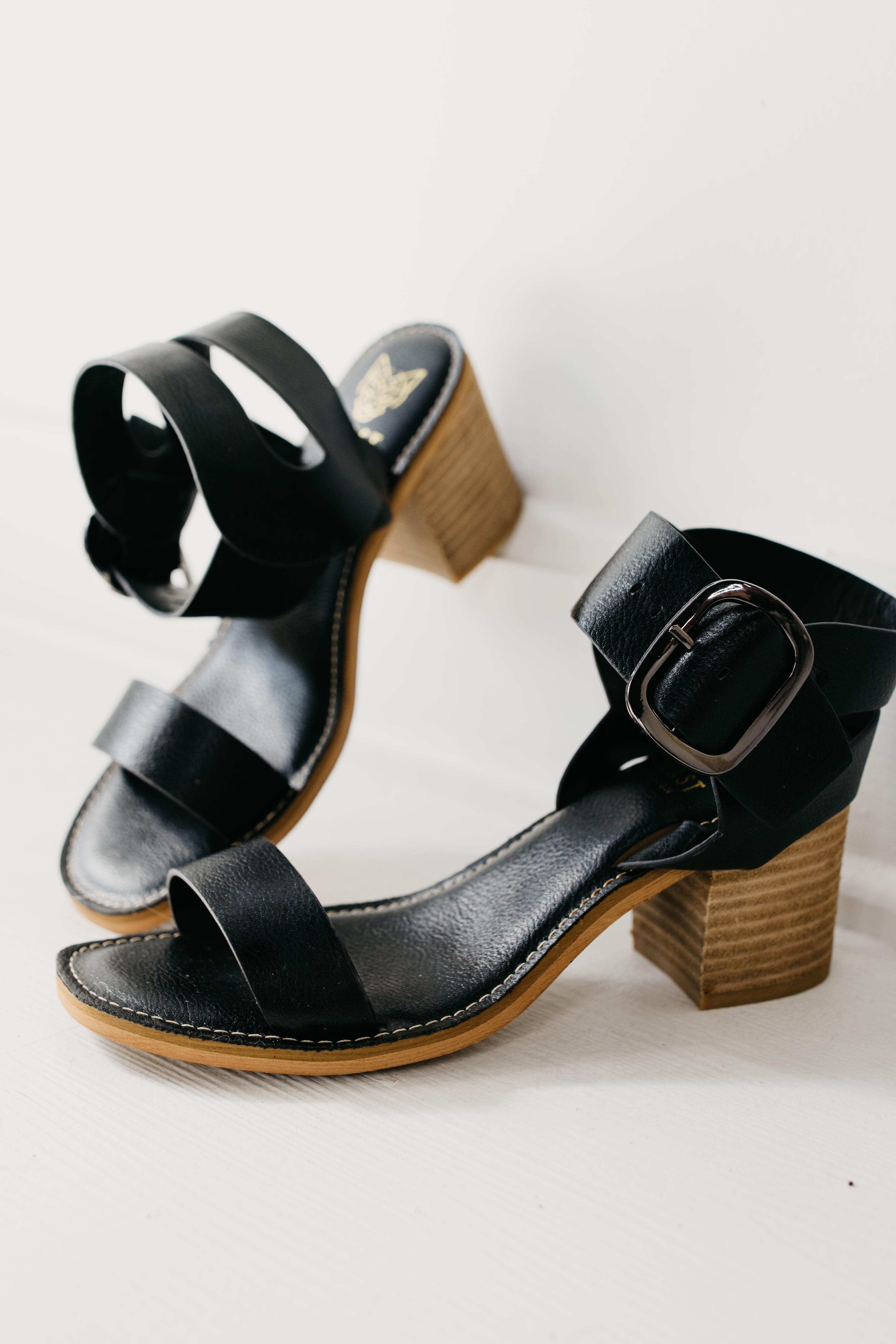 The Senna Block Heel Sandal