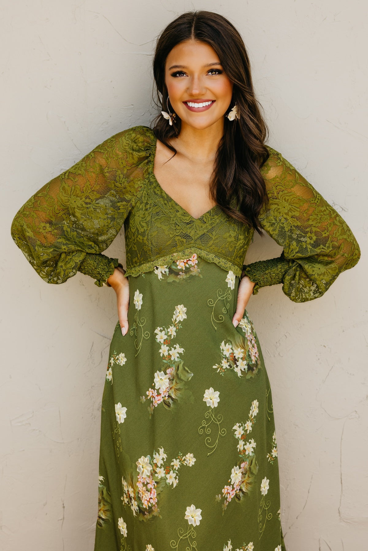 The Kaliyah Lace Floral Maxi Dress