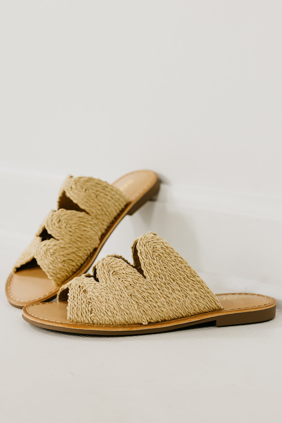 The Takes Raffia Woven Flat
