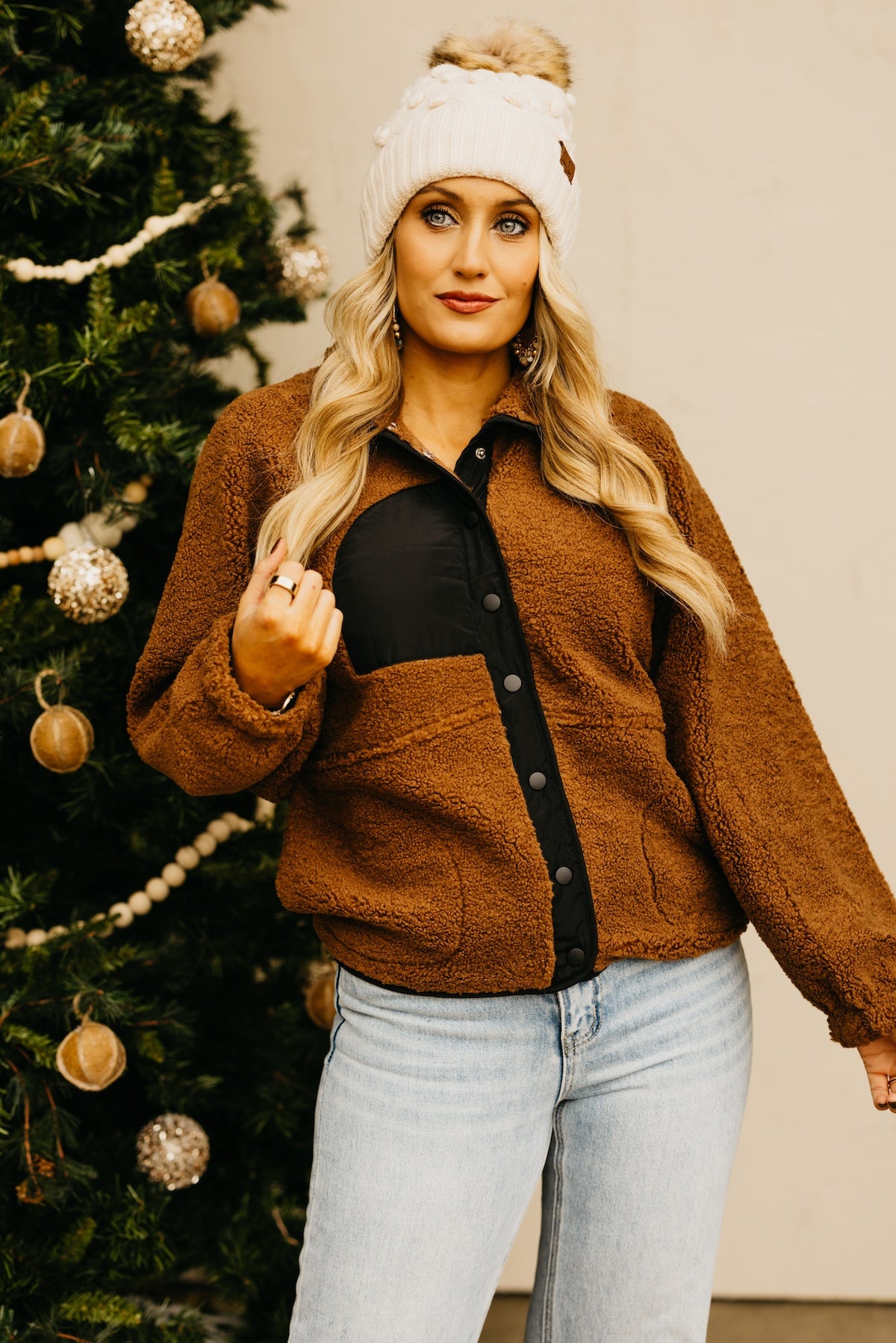 The Mackenzie Contrast Fleece Jacket | MOD Boutique