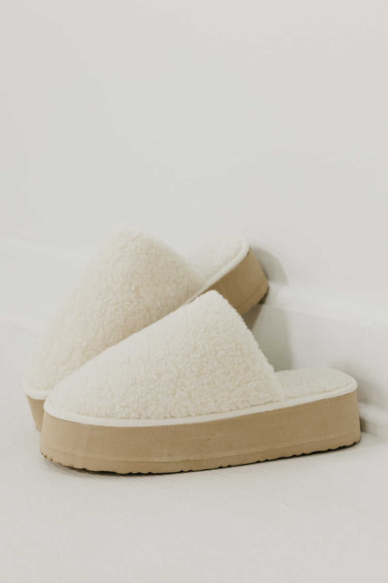 The Ivoris Platform Teddy Slide
