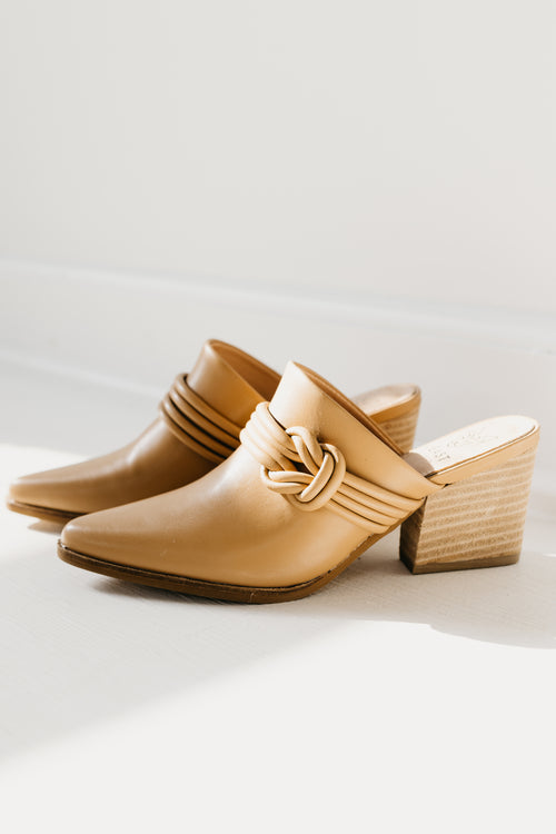The Hazel Knotted Mule