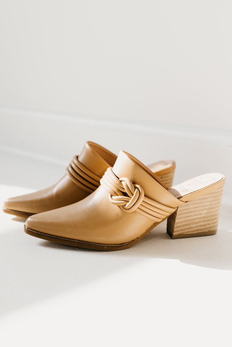 The Hazel Knotted Mule