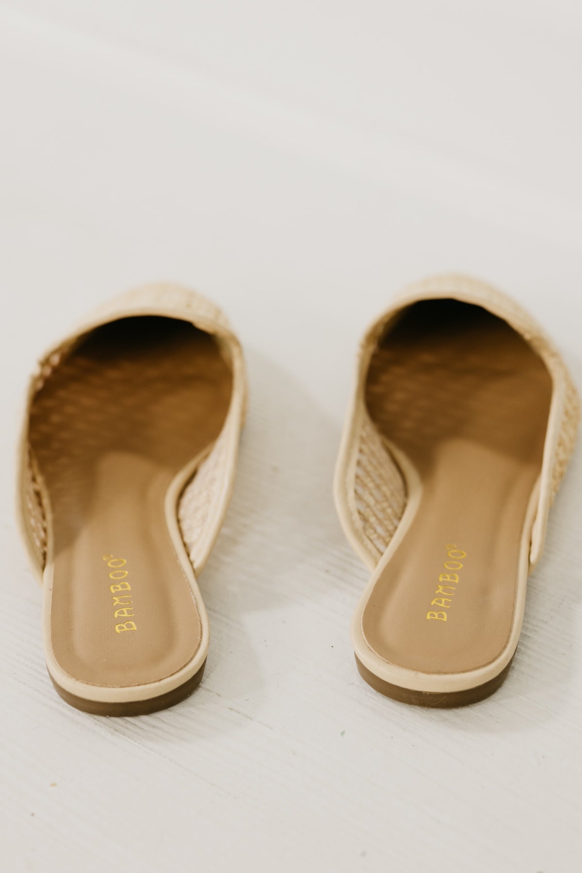 The Journal Raffia Mule