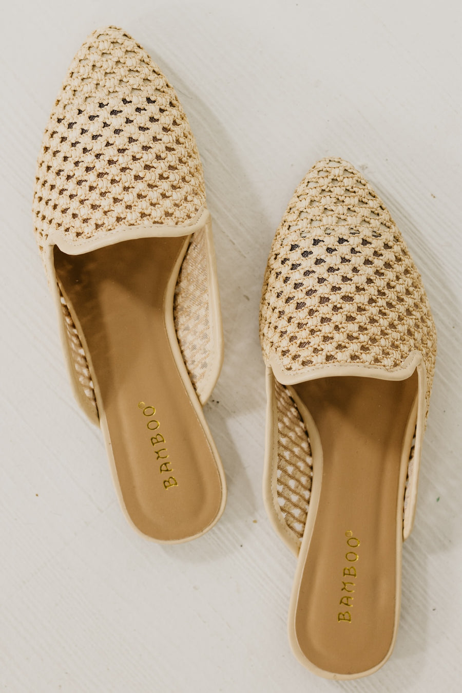 The Journal Raffia Mule