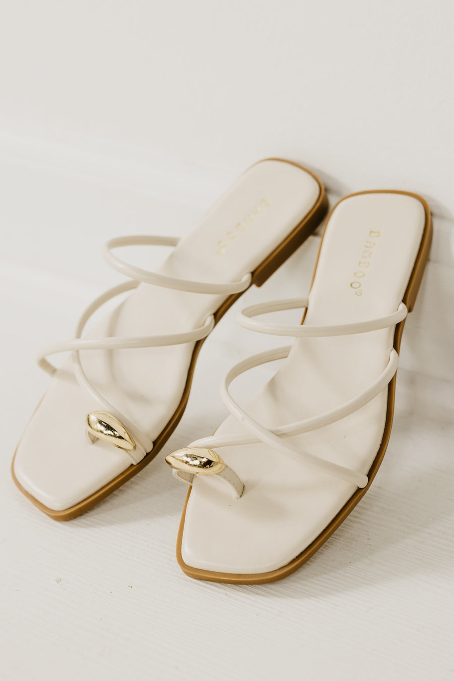 The Hint Toe Ring Sandal