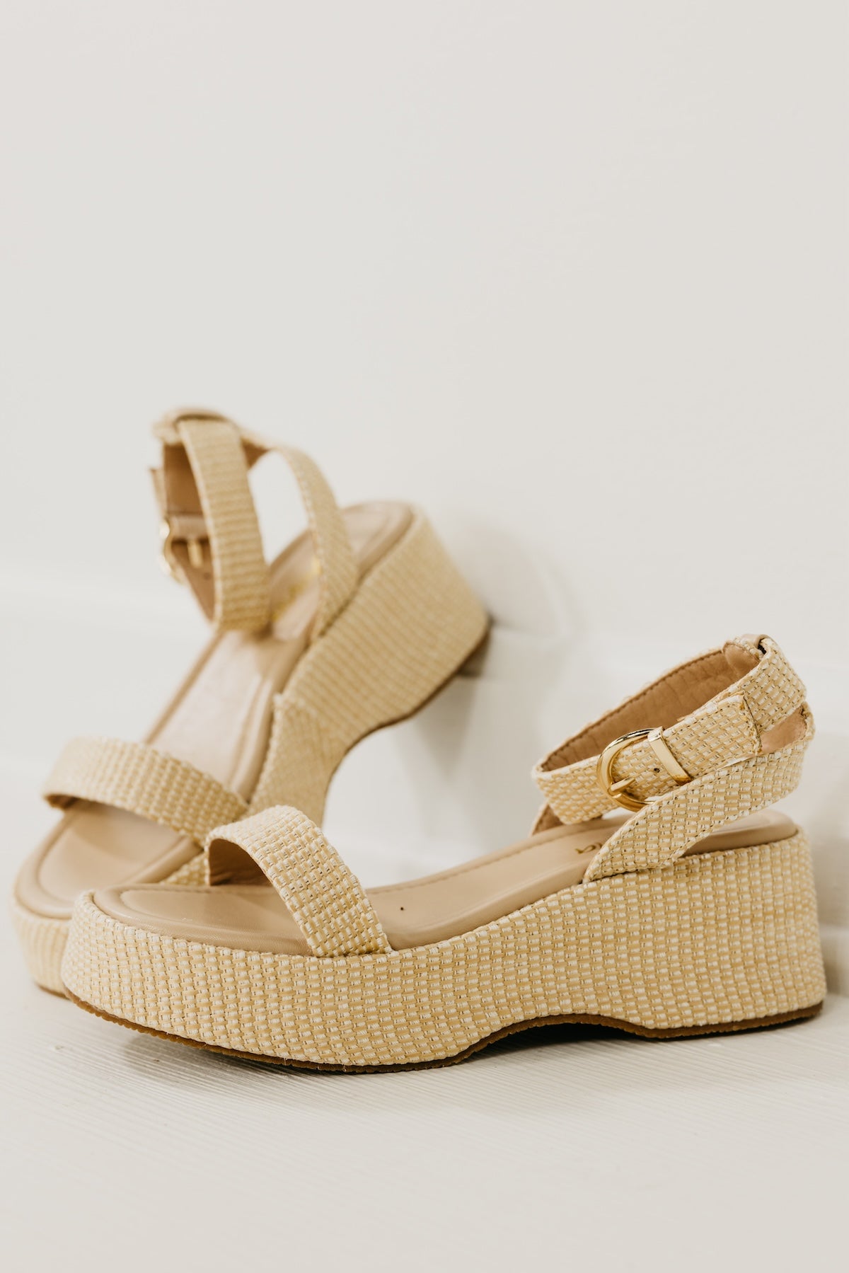 The Eda Raffia Platform Sandal