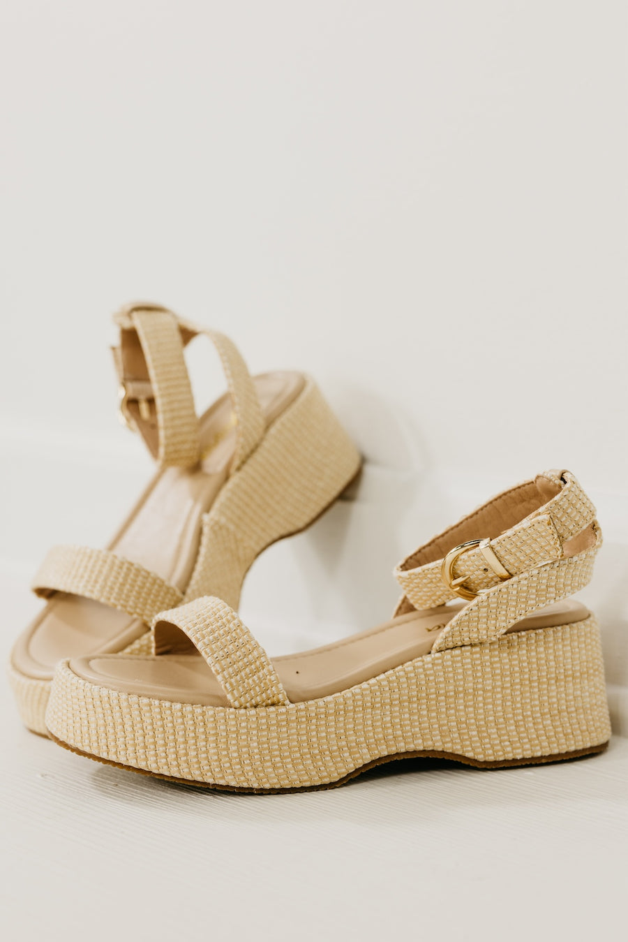 The Eda Raffia Platform Sandal