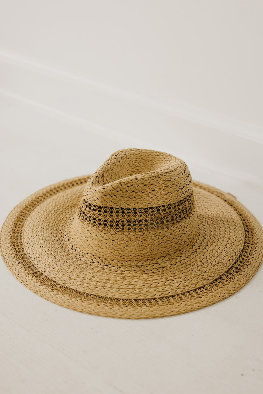 The Alyce Flat Brim Straw Hat