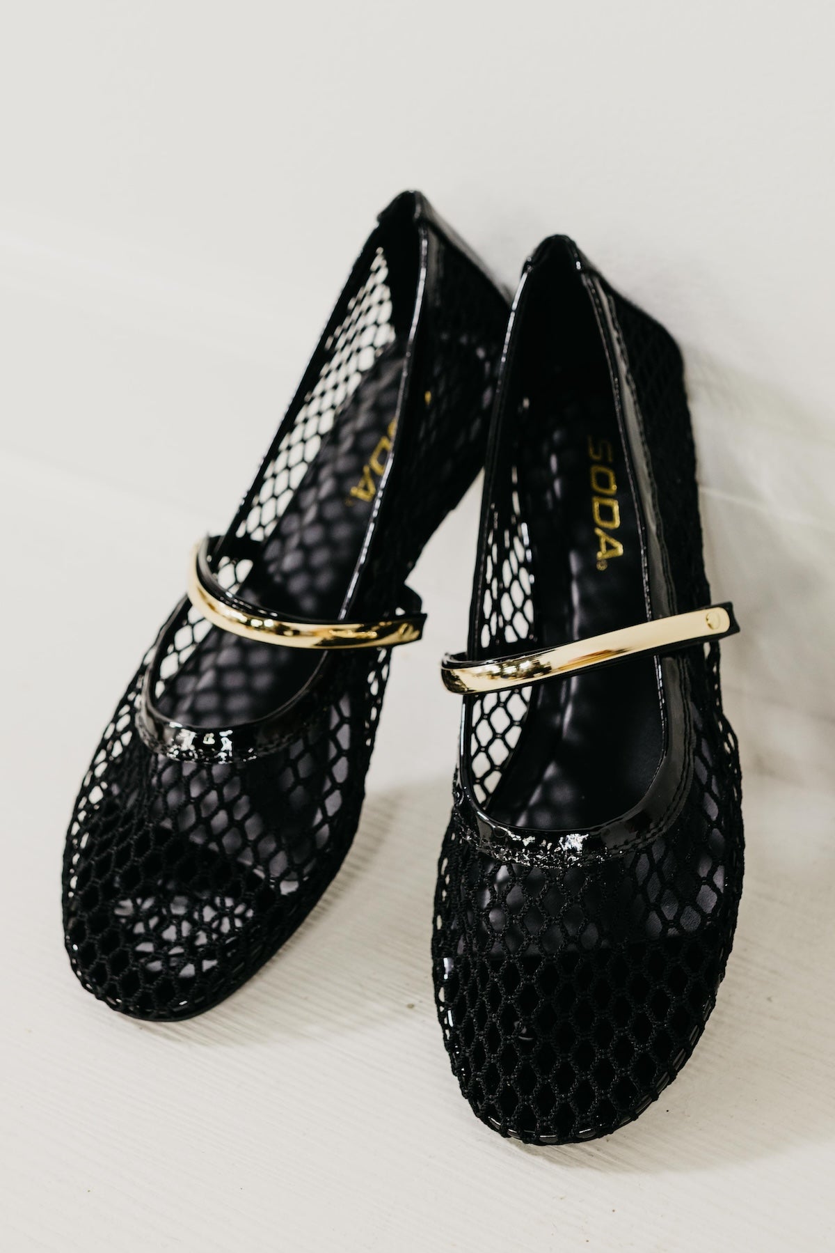 The Meghan Mesh Flats