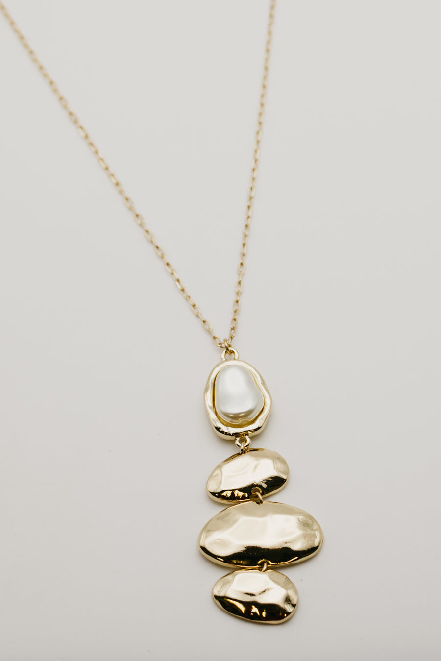 The Evie Hammered Pearl Longline Necklace