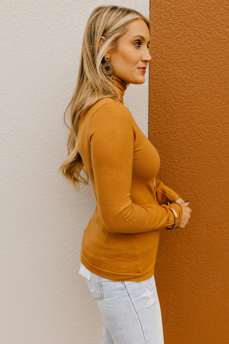 The Ariyan Shirring Mock Neck Fitted Sweater – MOD Boutique