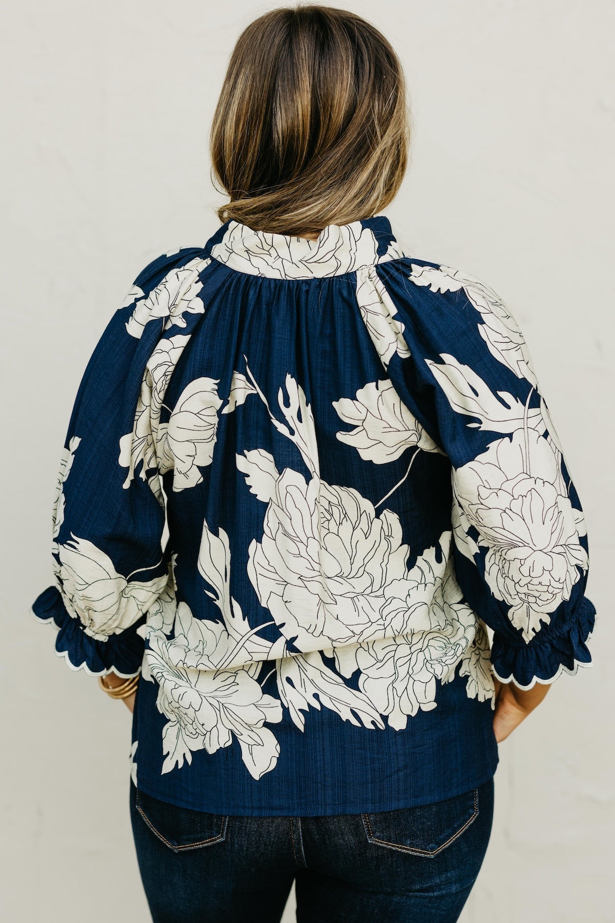 The Kharen Floral Scallop Sleeve Top