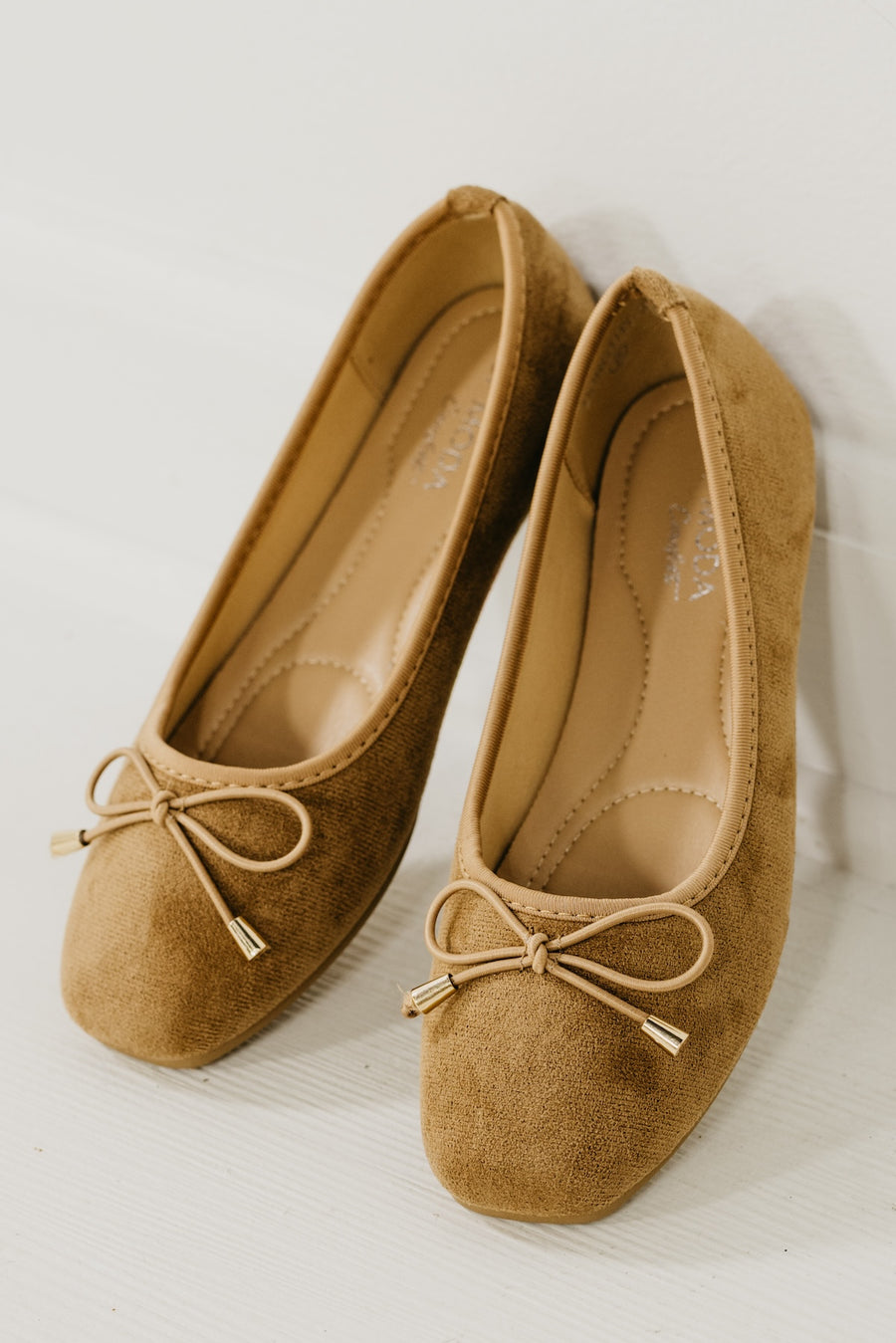 The Dorthy Bow Felt Flats