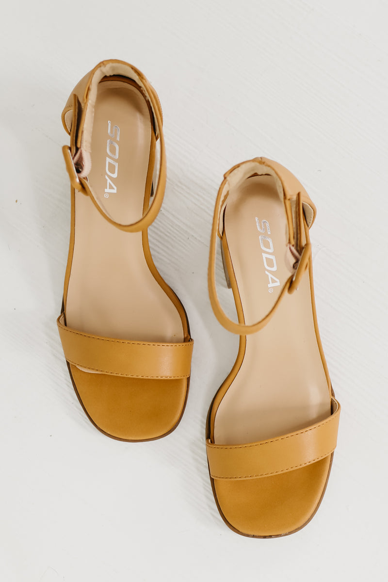 The Magic Block Heel - Caramel